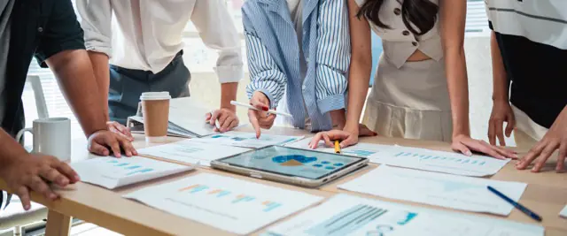 Asset management business development team using investment CRM pipeline dashboard to track LP stages follow-up alerts and institutional investor outreach to shorten fundraising sales cycle