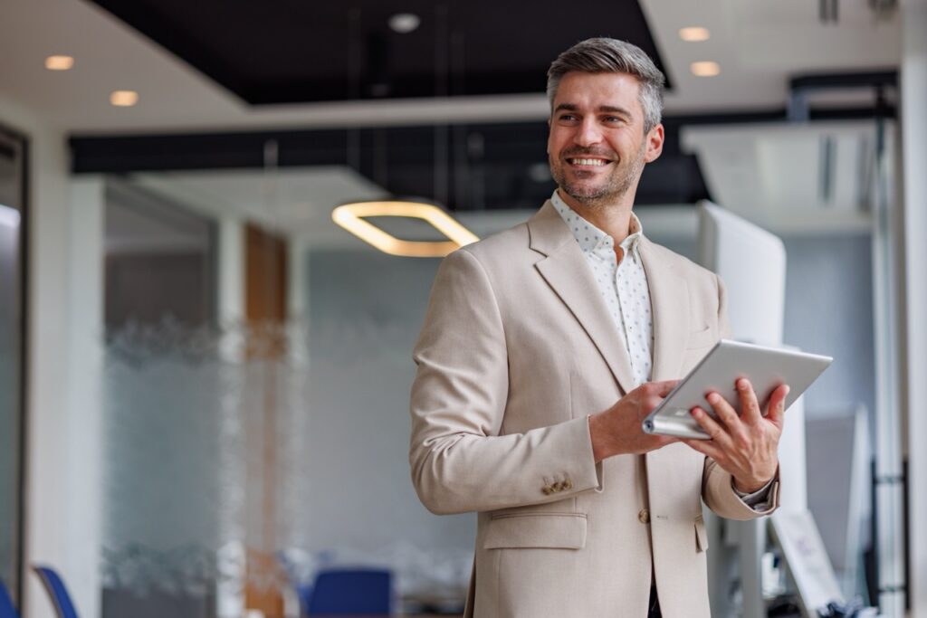 Asset management firm comparing SatuitCRM purpose-built investor data structure against HubSpot generic contact and deal objects for buy-side CRM evaluation