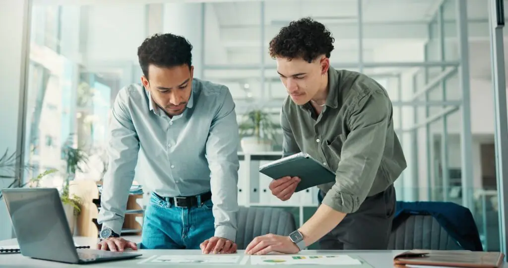 Relationship manager reviewing a multi-entity investor hierarchy in SatuitCRM
